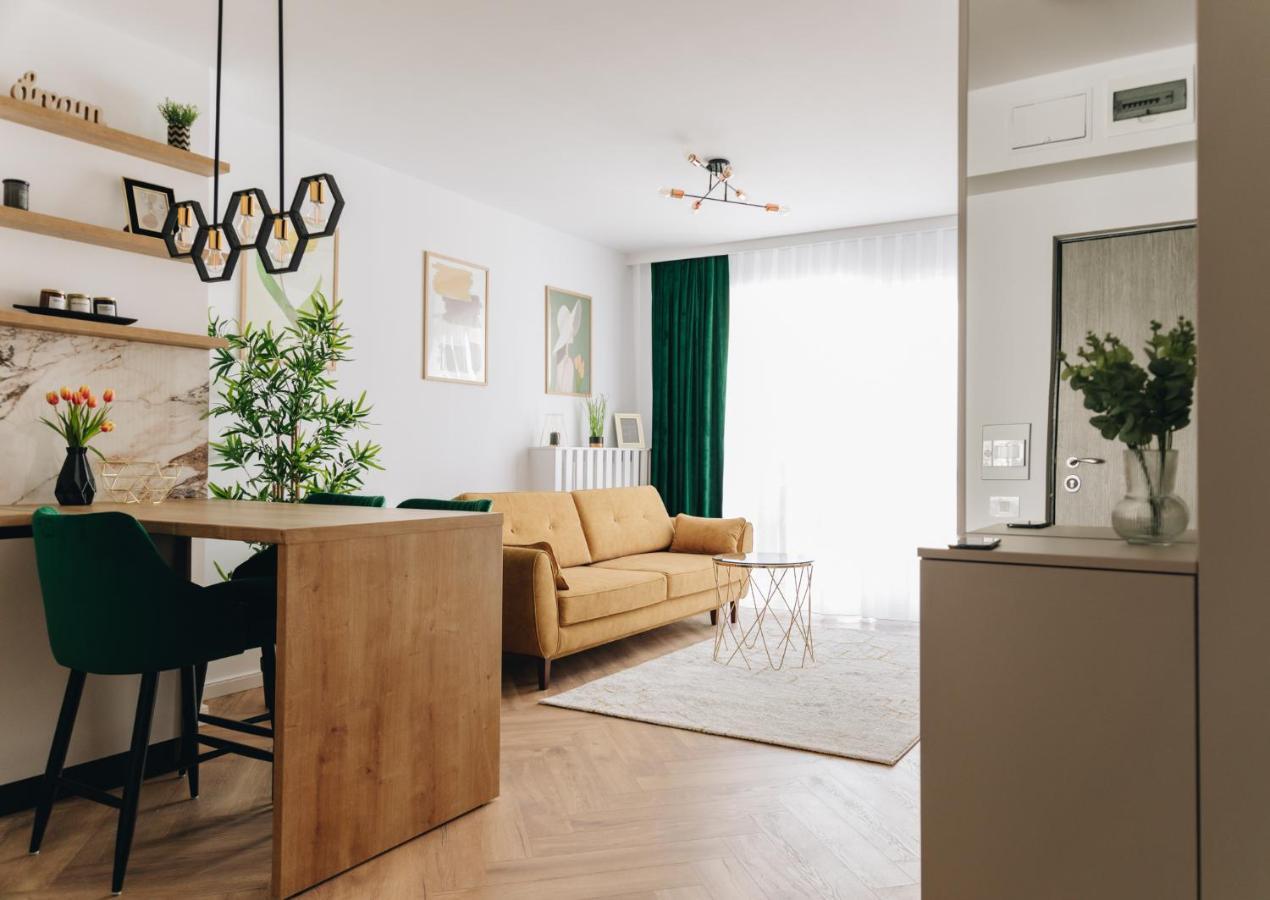 Tulip Apartment オラデア エクステリア 写真