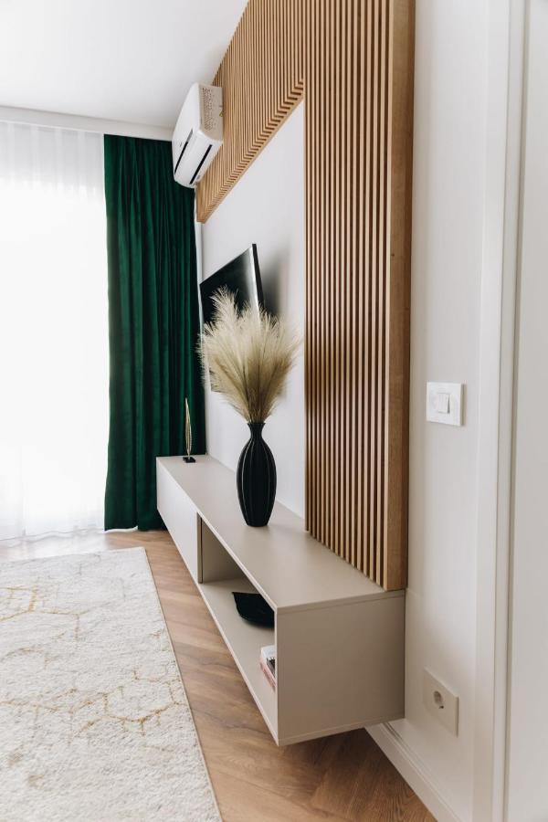 Tulip Apartment オラデア エクステリア 写真